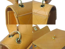 Load image into Gallery viewer, CHANEL シャネル マトラッセ ショルダーバッグ オレンジ 5番台 キャビアスキン ゴールド金具 美品 中古 4c074394