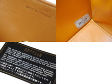 Load image into Gallery viewer, CHANEL シャネル マトラッセ ショルダーバッグ オレンジ 5番台 キャビアスキン ゴールド金具 美品 中古 4c074394