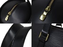 Load image into Gallery viewer, 極美品 LOUIS VUITTON ルイヴィトン エピ スフロ ハンドバッグ レザー ノワール M52222 エピレザー ゴールド金具 中古 4c074407