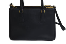 画像をギャラリービューアに読み込む, 新品同様 PRADA プラダ ガレリア ハンドバッグ ショルダーバッグ ミディアム 1BA863 サフィアーノレザー ブラック ゴールド金具 中古 4c074435