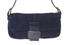 画像をギャラリービューアに読み込む, FENDI フェンディ マンマバケット ワンショルダーバッグ イタリア製 スウェード レザー ネイビー シルバー金具 美品 中古 4c074445