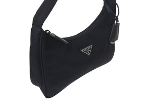 PRADA プラダ Hobo Handbag Triangle Logo ホーボー ハンドバッグ トライアングルロゴ ブラック ナイロン 美品 中古 4c074449