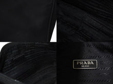 Load image into Gallery viewer, PRADA プラダ Hobo Handbag Triangle Logo ホーボー ハンドバッグ トライアングルロゴ ブラック ナイロン 美品 中古 4c074449