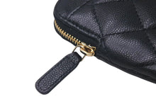 Load image into Gallery viewer, 極美品 CHANEL シャネル マトラッセ コンパクトウォレット コインケース 30番台 キャビアスキン ブラック ゴールド金具 中古 4c074452