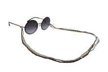 Load image into Gallery viewer, CHANEL シャネル 3連チェーン サングラス パール レザー ブラック レザー GP メタル OCH4245 ゴールド金具 中古 4c074460