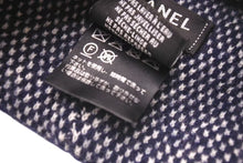 Load image into Gallery viewer, CHANEL シャネル Cashmere Embroidery Coco Mark Beanie カシミヤ 刺繍 ココマークビーニー ネイビー 美品 中古 4c074477