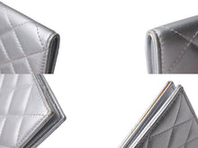 Load image into Gallery viewer, CHANEL シャネル Metallic Passport Holder メタリック パスポート ホルダー シルバー 14番台 美品 中古 4c074493