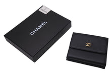 Load image into Gallery viewer, 新品未使用 CHANEL シャネル 三つ折り財布 ココマーク 6番台 フランス製 レザー メタル ブラック ゴールド金具 中古 4c074503 正規品
