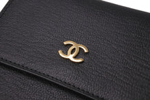 Load image into Gallery viewer, 新品未使用 CHANEL シャネル 三つ折り財布 ココマーク 6番台 フランス製 レザー メタル ブラック ゴールド金具 中古 4c074503 正規品
