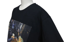 Load image into Gallery viewer, SUPREME シュプリーム 18SS 絵画カードゲーム 半袖Tシャツ トップス コットン USA製 ブラック サイズM 美品 中古 4c074553