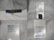 Load image into Gallery viewer, 極美品 LOUISVUITTON ルイヴィトン 21AW NBA ロゴ刺繍 パーカー RM211M ZMG HKY03W グレー ブルー レッド サイズXXL 中古 4c074608