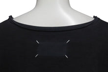 画像をギャラリービューアに読み込む, 極美品 Maison Margiela メゾンマルジェラ 22SS オーバーサイズ カットオフ 半袖Ｔシャツ ブラック ファブリック S50GC0668 サイズM 中古 4c074649