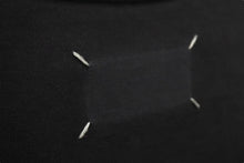 画像をギャラリービューアに読み込む, 極美品 Maison Margiela メゾンマルジェラ 22SS オーバーサイズ カットオフ 半袖Ｔシャツ ブラック ファブリック S50GC0668 サイズM 中古 4c074649