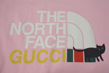 Load image into Gallery viewer, GUCCI グッチ THE NORTH FACE ザノースフェイス 半袖Tシャツ イタリア製 コットン ピンク サイズXL 美品 中古 4c074673