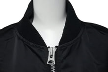 Load image into Gallery viewer, 極美品 sacai サカイ MA-1 ジャケット 21-02523M サイズ3 ブラック ナイロン 切り返しデザイン 21SS 中古 4c074758