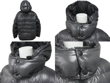 Load image into Gallery viewer, MONCLER モンクレール MONCLER×fragment 1stコラボダウン ダウンジャケット 4032000 サイズ4 グレー ナイロン 美品 中古 4c074760
