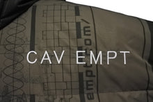 画像をギャラリービューアに読み込む, 極美品 C.E / CAV EMPT シーイー ダウンジャケット パファージャケット CES14JK03 サイズL カーキ ポリエステル 総柄 名作 中古 4c074765
