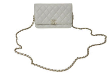Load image into Gallery viewer, 極美品 CHANEL シャネル マトラッセ チェーンショルダーウォレット シングルフラップ 30番台 キャビアスキン 中古 4c074817