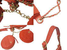 Load image into Gallery viewer, 極美品 CHANEL シャネル マトラッセ キルティング ベルトバッグ 2019 29番台 カーフレザー レッド ゴールド金具 中古 4c074825