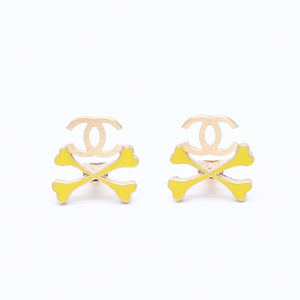 極美品 CHANEL シャネル ココマーク クロスボーン クリップオン イヤリング 03P刻印 メタルゴールド イエロー 重量6.74g 両耳用 アクセサリー フランス製 中古 4c074872