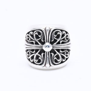 極美品 CHROME HEARTS クロムハーツ CLASSIC OVAL CROSS クラシック オーバルクロスリング 重量40.26g サイズ14号 シルバー925 中古 4a004521