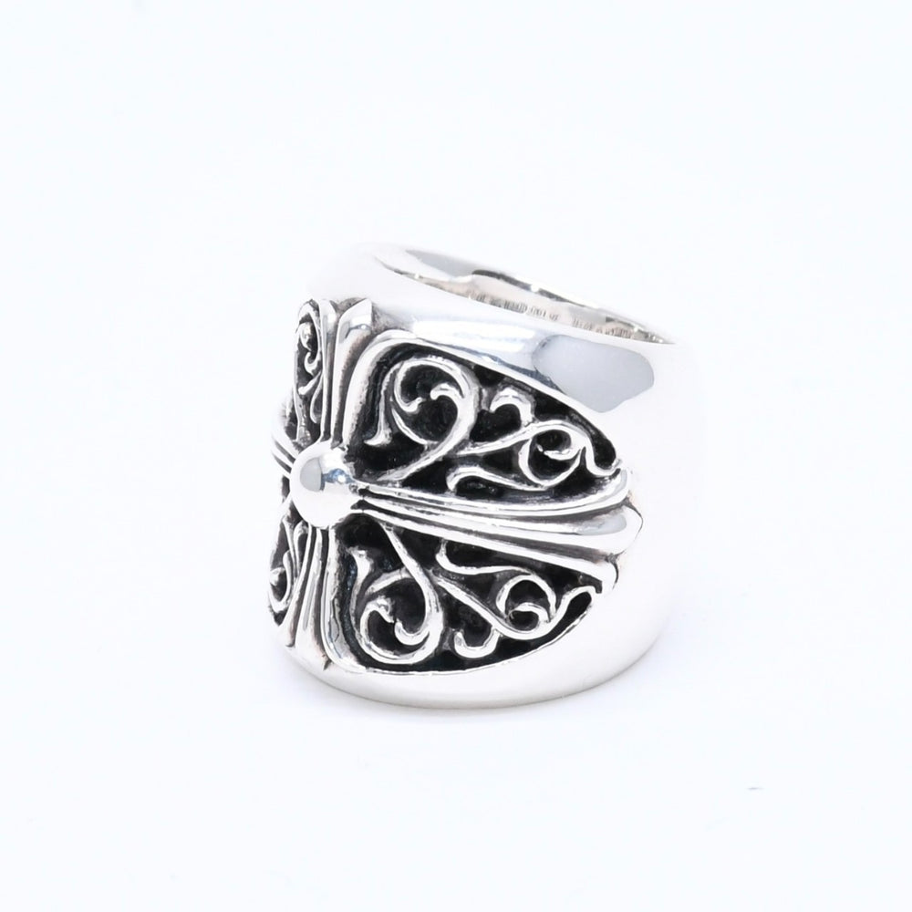 極美品 CHROME HEARTS クロムハーツ CLASSIC OVAL CROSS クラシック オーバルクロスリング 重量40.26g サイズ14号 シルバー925 中古 4a004521