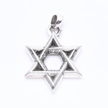 画像をギャラリービューアに読み込む, CHROME HEARTS クロムハーツ PENDANT STAR OF DAVID LG ラージ スターオブダビデ ペンダント 重量約32.02g シルバー925 美品 中古 4a004522