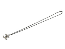 Load image into Gallery viewer, 極美品 CHANEL シャネル 両面ココマーク ネックレス アクセサリー 07v刻印 メタル シルバー アイボリー 中古 4c074883