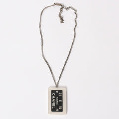 CHANEL シャネル プレートネックレス ネックレス ホワイト×シルバー シルバーチェーン 重量約16.63g 美品 中古 4c074903