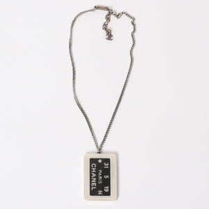 CHANEL シャネル プレートネックレス ネックレス ホワイト×シルバー シルバーチェーン 重量約16.63g 美品 中古 4c074903