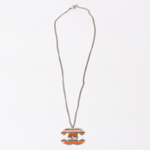 Load image into Gallery viewer, CHANEL シャネル ネックレス ココマーク ボーダー オレンジ ピンク シルバー ボーダー 重量約9.47g 05P刻印 美品 中古 4c074894