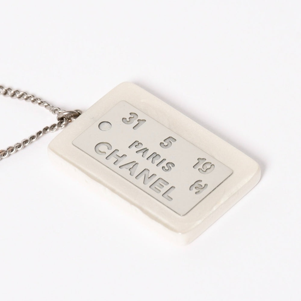 CHANEL Plate Necklace Necklace White x Silver Silver Chain Weight Approx. 16.63g Good Condition Used 4c074903