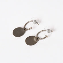 Load image into Gallery viewer, 極美品 CHANEL シャネル ピアス イヤリング 重量約3.73g 99A刻印 グリーン 緑 ヴィンテージ 中古 4c069461