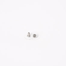Load image into Gallery viewer, 極美品 CHANEL シャネル ピアス イヤリング 重量約3.73g 99A刻印 グリーン 緑 ヴィンテージ 中古 4c069461
