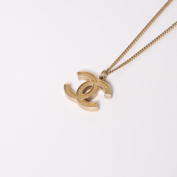 Very Good Condition CHANEL Necklace Coco Mark Gold Lamé Gold Weight Approx. 7.65g 07A Stamp Used 4c073903