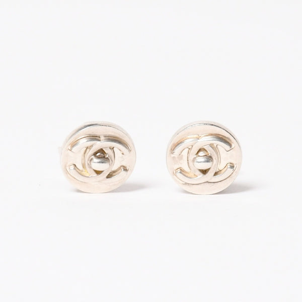 CHANEL シャネル ココマーク イヤリング アクセサリー 重量約6.12g 97A刻印 ボタン メタル シルバー 両耳用 美品 中古 4a003125
