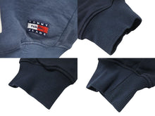 Load image into Gallery viewer, 極美品 TOMMY JEANS トミージーンズ KEITH HARING キースヘリング 24AW スウェット トレーナー ネイビー サイズXL 中古 4c074971