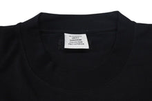 Load image into Gallery viewer, 極美品 VETEMENTS ヴェトモン X-Large Logo Tee X-LARGEロゴ 半袖Tシャツ UE63TR860B サイズO ブラック 刺繍 中古 4c074972