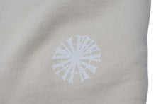 Load image into Gallery viewer, 極美品 ASTRUM アストルム フレア スウェットパンツ キナリ コットン アイボリー ホワイト シルバー金具 サイズM 中古 4c074978