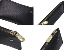 Load image into Gallery viewer, LOUIS VUITTON ルイヴィトン ポシェット クレ キー＆コインケース エピレザー M63802 ブラック ゴールド金具 美品 中古 4c075034