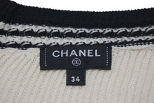 画像をギャラリービューアに読み込む, 極美品 CHANEL シャネル チルデンニット セーター P60639K46411 サイズ34 ココマーク Vネック ベージュ ブラック 中古 4c075095