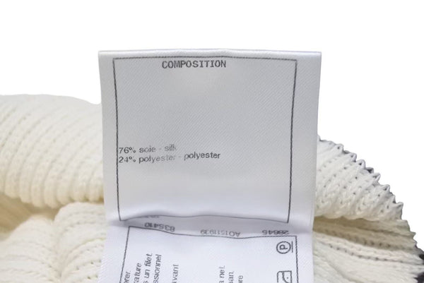 Very Good Condition CHANEL Childen Knit Sweater P60639K46411 Size 34 Here Mark V Neck Beige Black Used 4c075095