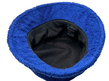 Load image into Gallery viewer, 極美品 CHANEL シャネル バケットハット ココマーク ロゴ WS4847 パイル地 サイズL ブルー 中古 4c075097