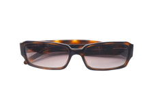 Load image into Gallery viewer, CHANEL シャネル サングラス 5060-B c.502/13 サイズ55□16 135 ココマーク ラインストーン ロゴ べっ甲カラー 美品 中古 4c075124