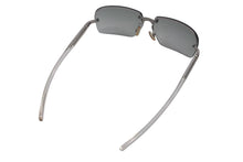 画像をギャラリービューアに読み込む, 極美品 PRADA プラダ サングラス SPR 71C 2AC-7N1 クリア シルバー プラスチック メタル ロゴ グラデーション 中古 4c075127