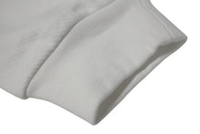 Load image into Gallery viewer, 新品未使用 DENIMTEARS デニムティアーズ コットンリース プルオーバースウェットパーカー フラワー ホワイト サイズXL 中古 4c075168