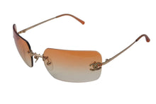 Load image into Gallery viewer, CHANEL シャネル リムレス サングラス 4017-D c.125/56 サイズ62□17 120 ココマーク ラインストーン オレンジ グラデーション 美品 中古 4c075191