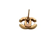 Load image into Gallery viewer, 極美品 CHANEL シャネル ココマーク ラインストーン ピアス GP 01P 3.5g ゴールド金具 アクセサリー ジュエリー 中古 4c075193