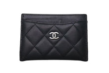 Load image into Gallery viewer, CHANEL シャネル ラムスキン タイムクラシック マトラッセ カードケース ブラック ランダム 美品 中古 4c075252