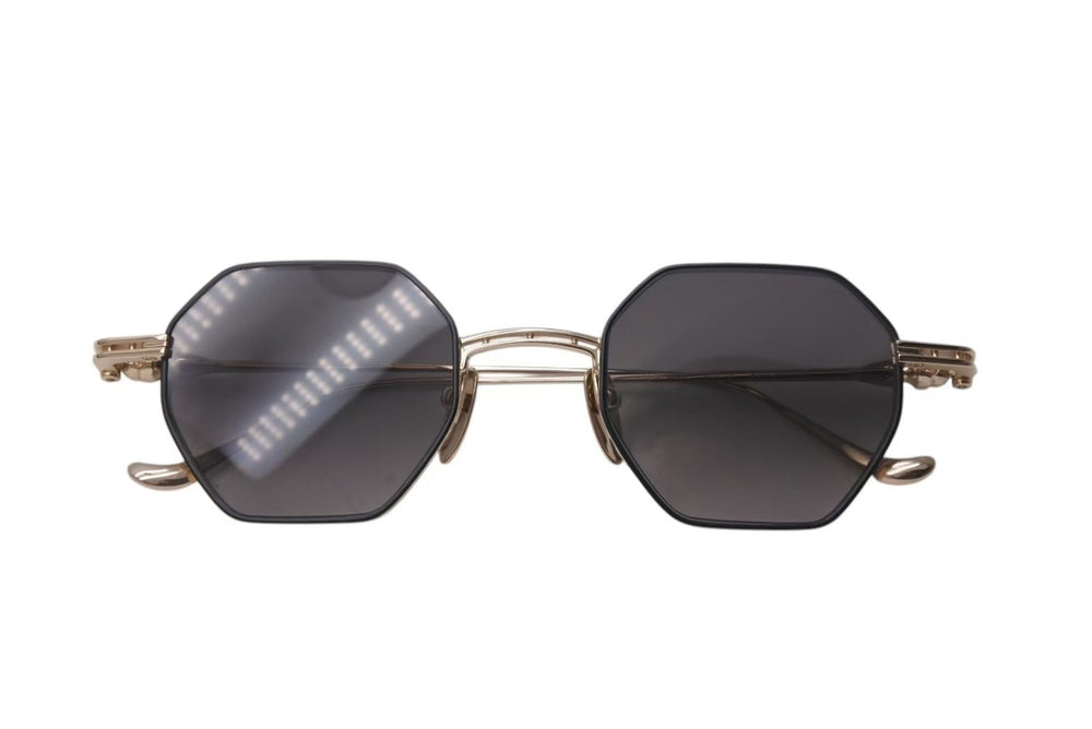 新品同様 CHROME HEARTS クロムハーツ サングラス EVACUATION ゴールド ブラック GP サイズ44□24-133 中古 4c075256